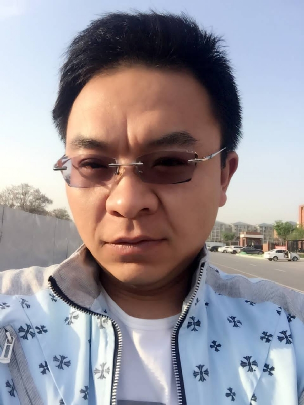 执着的等待的第一张照片--福建相亲网