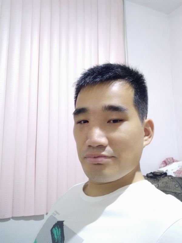 大男孩的第一张照片--福建相亲网