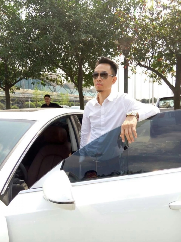 杨岳的第一张照片--福建相亲网