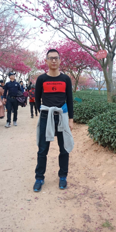 小梁的第二张照片--福建相亲网