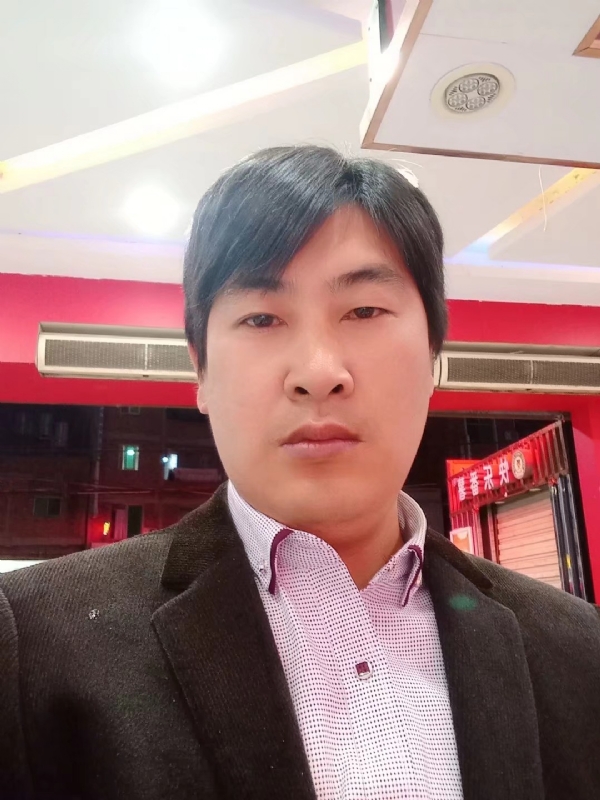 奔跑的第二张照片--福建相亲网