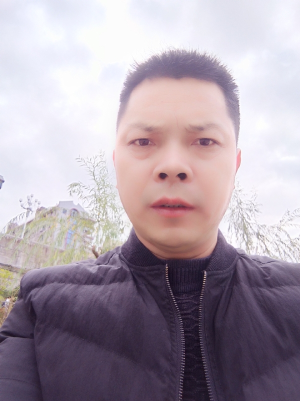 随缘的第一张照片--福建相亲网