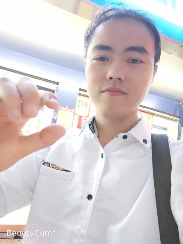 开心就好的第一张照片--福建相亲网