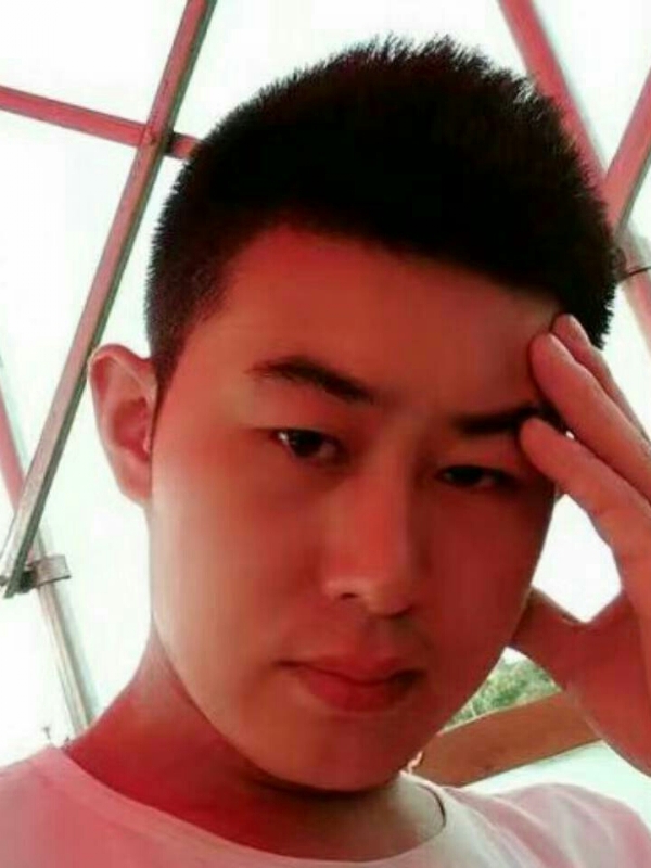 淡漠的第一张照片--福建相亲网