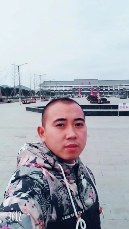 爱相随的第一张照片--福建相亲网