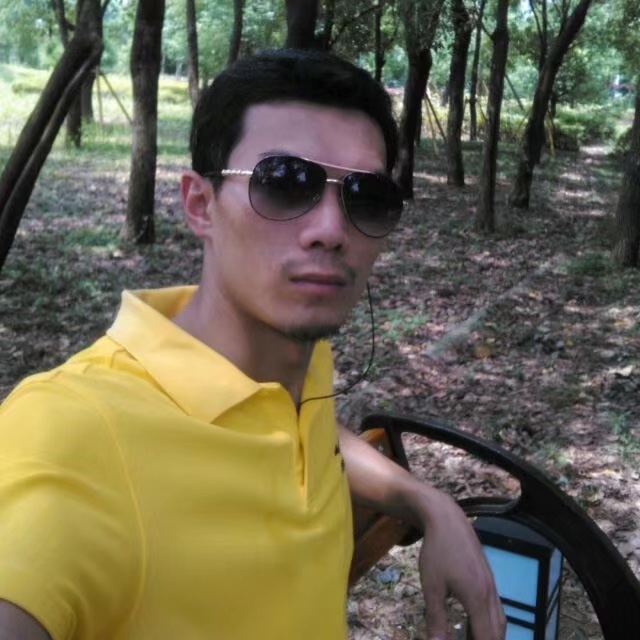 错把真心喂了狗的第二张照片--福建相亲网
