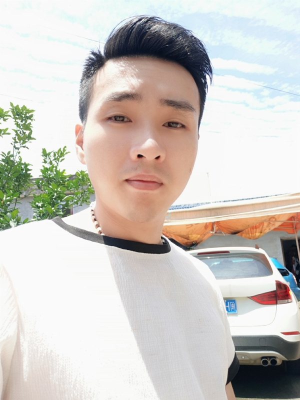 人间烟火的第一张照片--福建相亲网