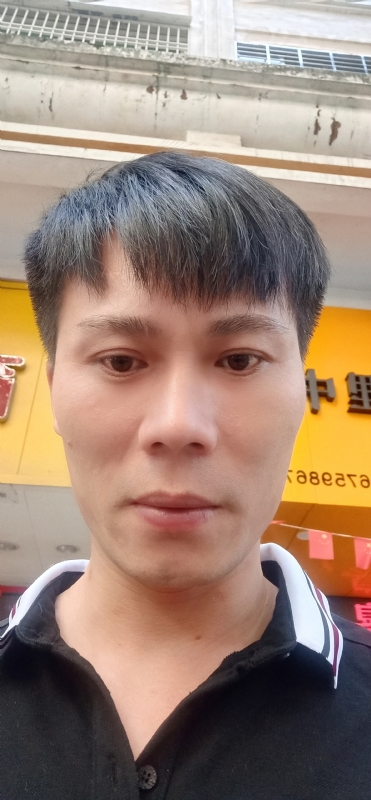 笑看人生的第一张照片--福建相亲网