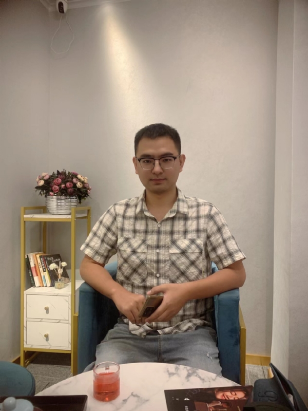 微尘的第四张照片--福建相亲网