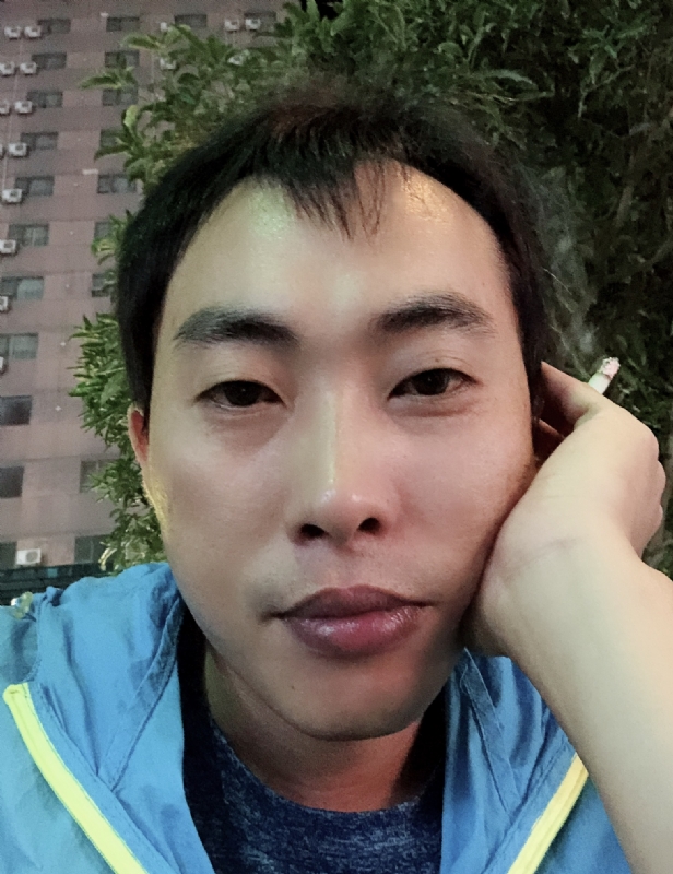 一直在路上的第一张照片--福建相亲网