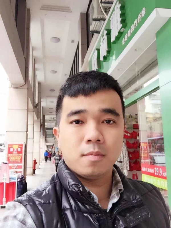 小小怪兽的第一张照片--福建相亲网