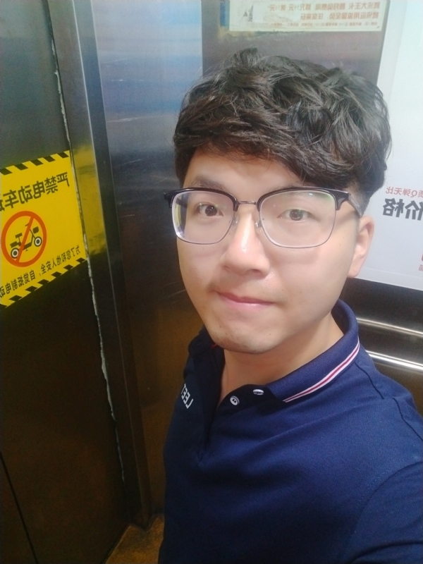 H先生的第二张照片--福建相亲网