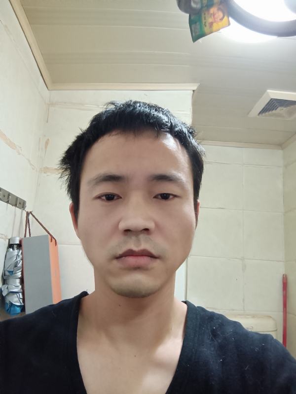 守望天空的第一张照片--福建相亲网