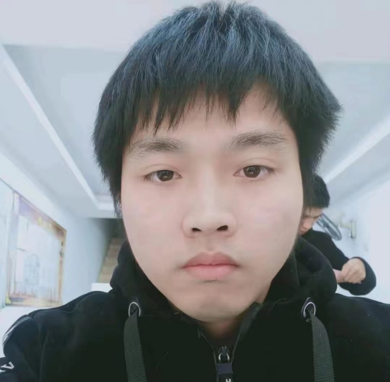 无奋斗不清春的第一张照片--福建相亲网