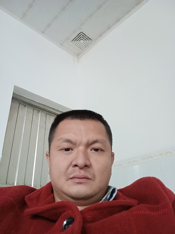 兰成龙的第一张照片--福建相亲网