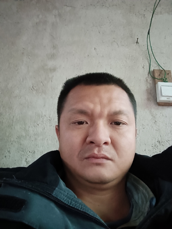 兰成龙的第二张照片--福建相亲网