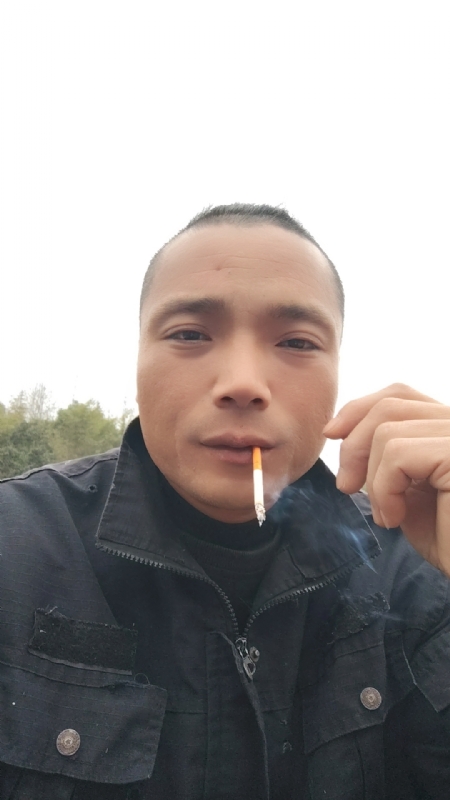 伯爵的第一张照片--福建相亲网